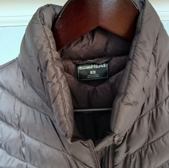 32 Degrees Women's VEST. Size S - Picture 4 of 5